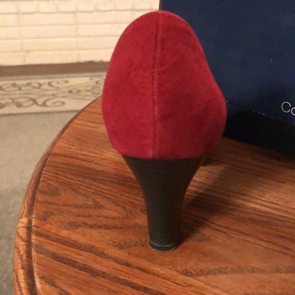 Red pumps - Picture 5 of 6